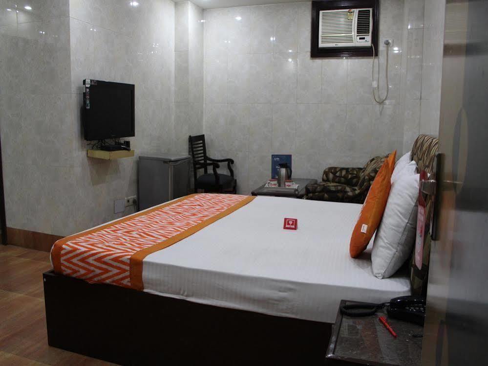 Oyo 2705 Hotel Preet Palace Nové Dillí Exteriér fotografie