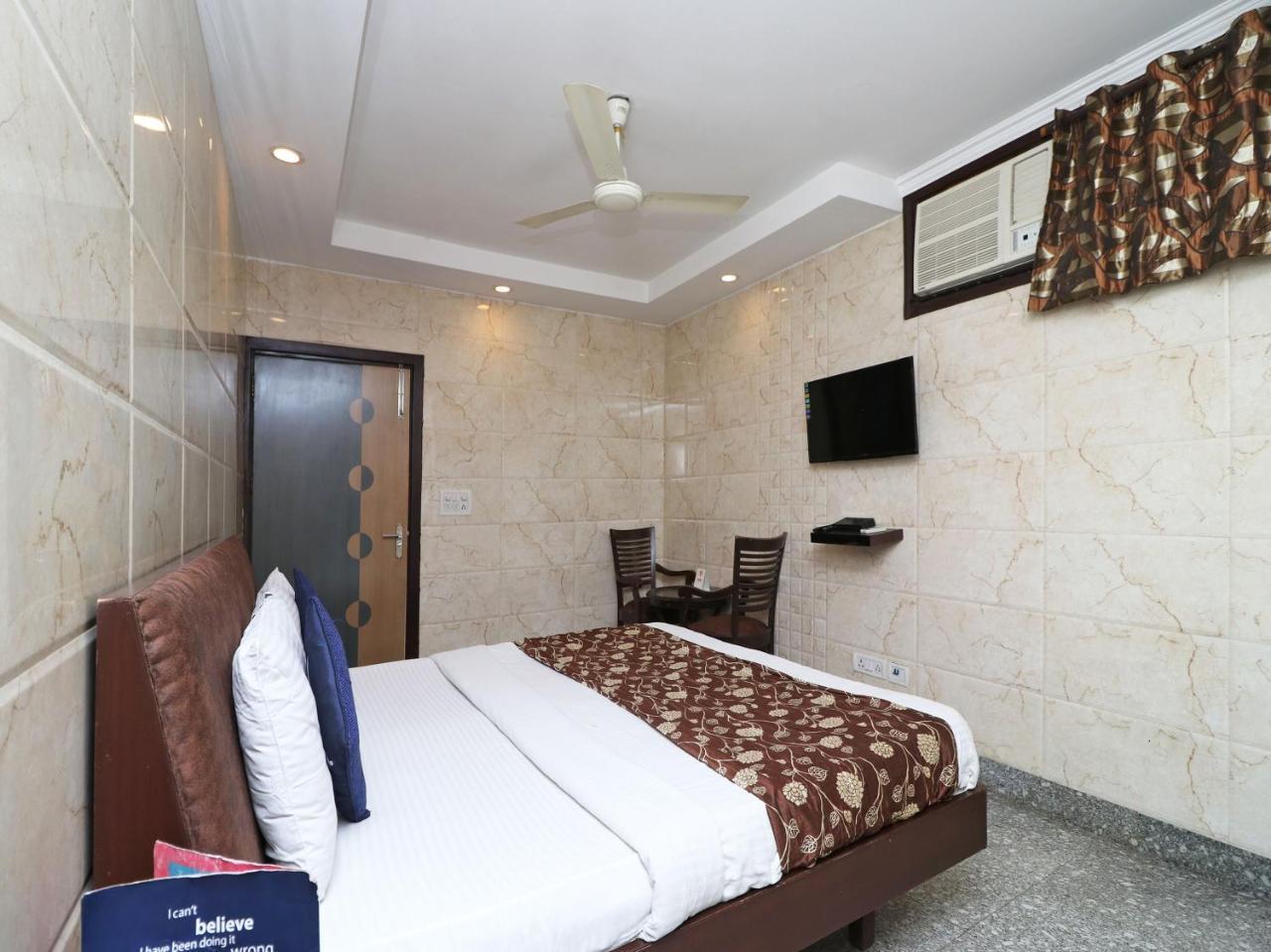 Oyo 2705 Hotel Preet Palace Nové Dillí Exteriér fotografie