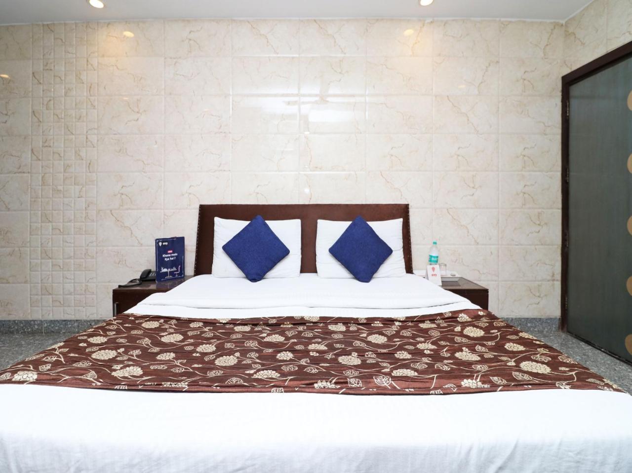 Oyo 2705 Hotel Preet Palace Nové Dillí Exteriér fotografie